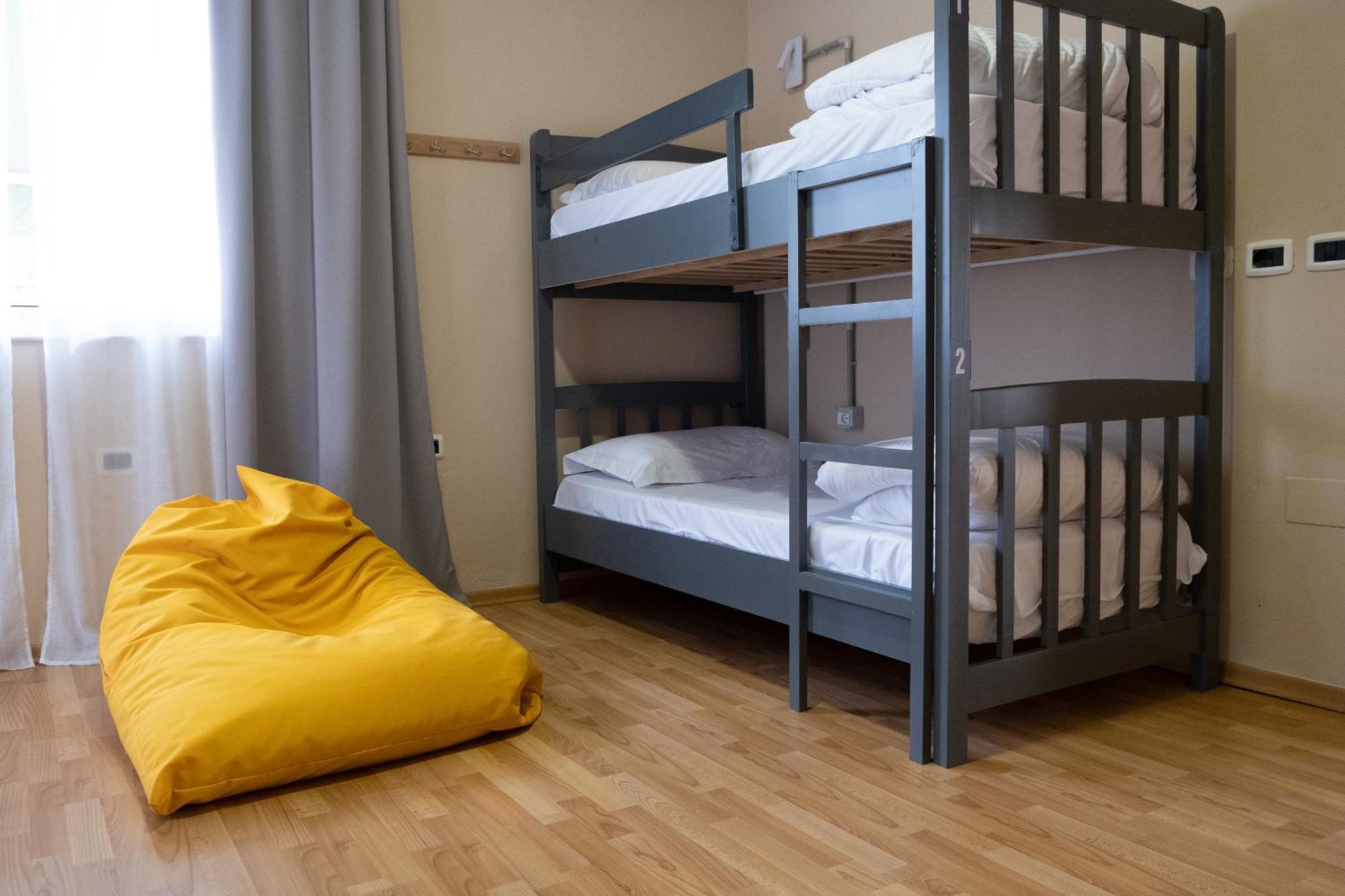 Mandarine Hostel 티라나 외부 사진