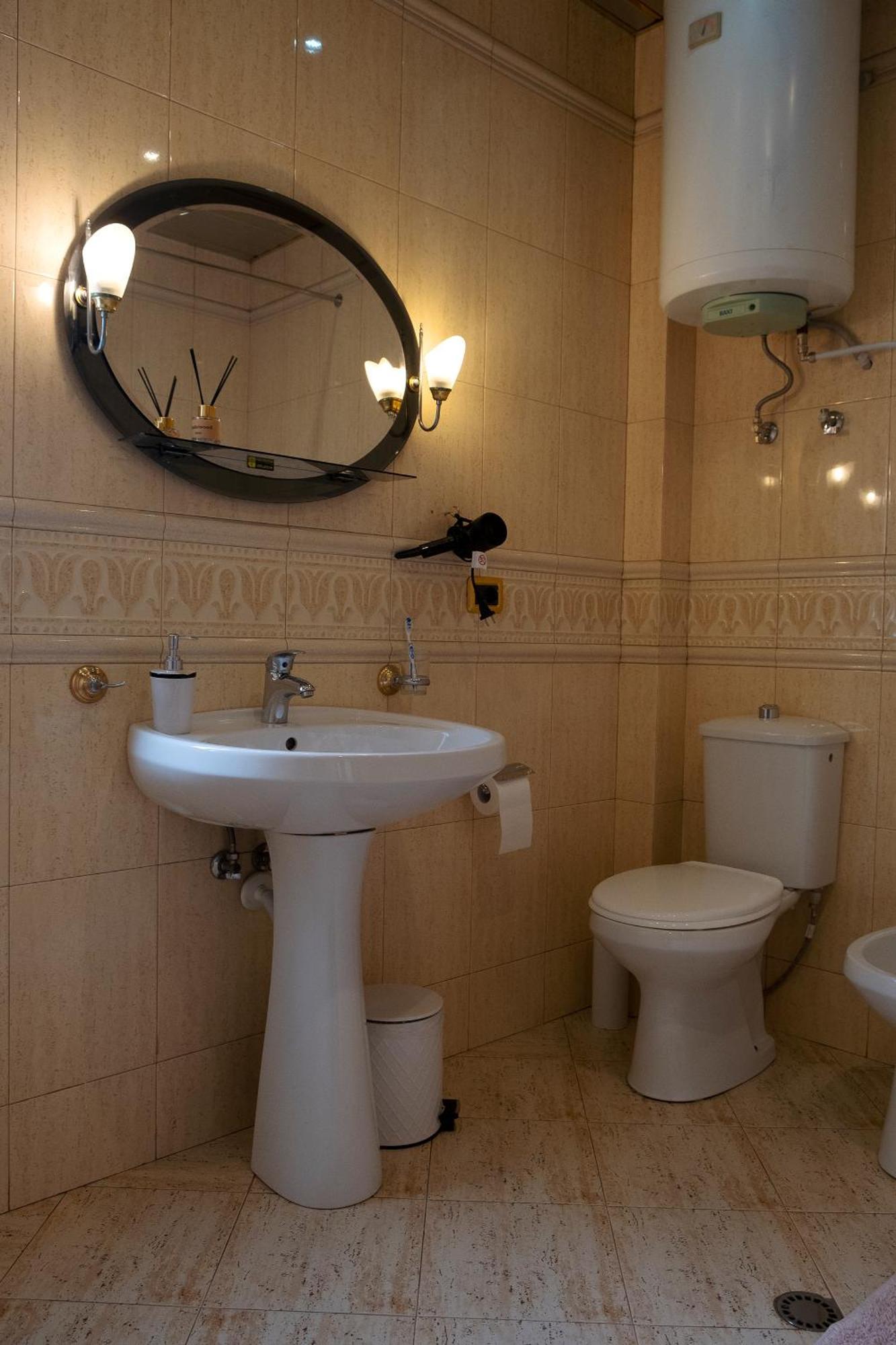 Mandarine Hostel 티라나 외부 사진