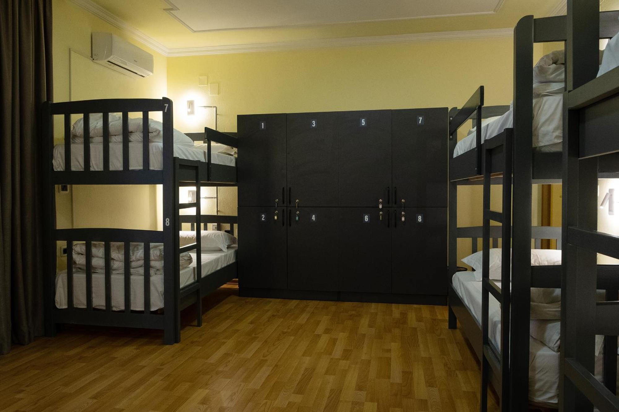 Mandarine Hostel 티라나 외부 사진